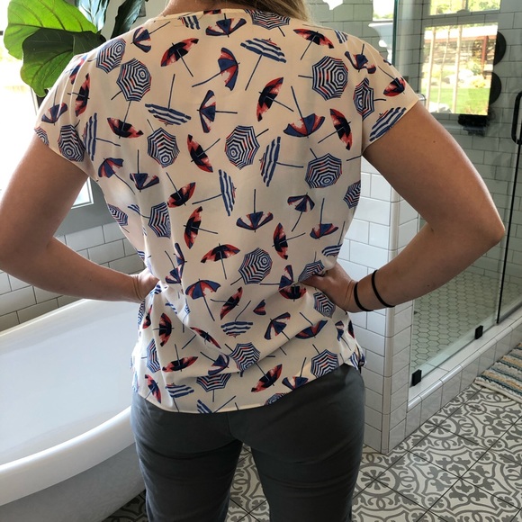 Umbrella print short sleeve blouse - Picture 2 of 3